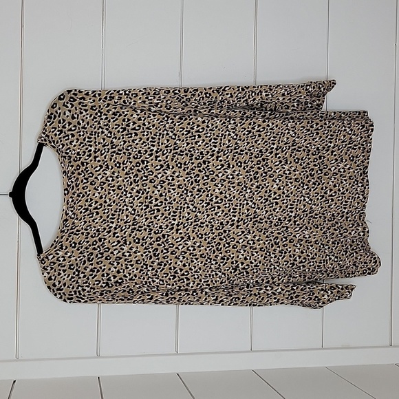 KIM ROGERS XL animal print long sleeve top - Picture 2 of 5